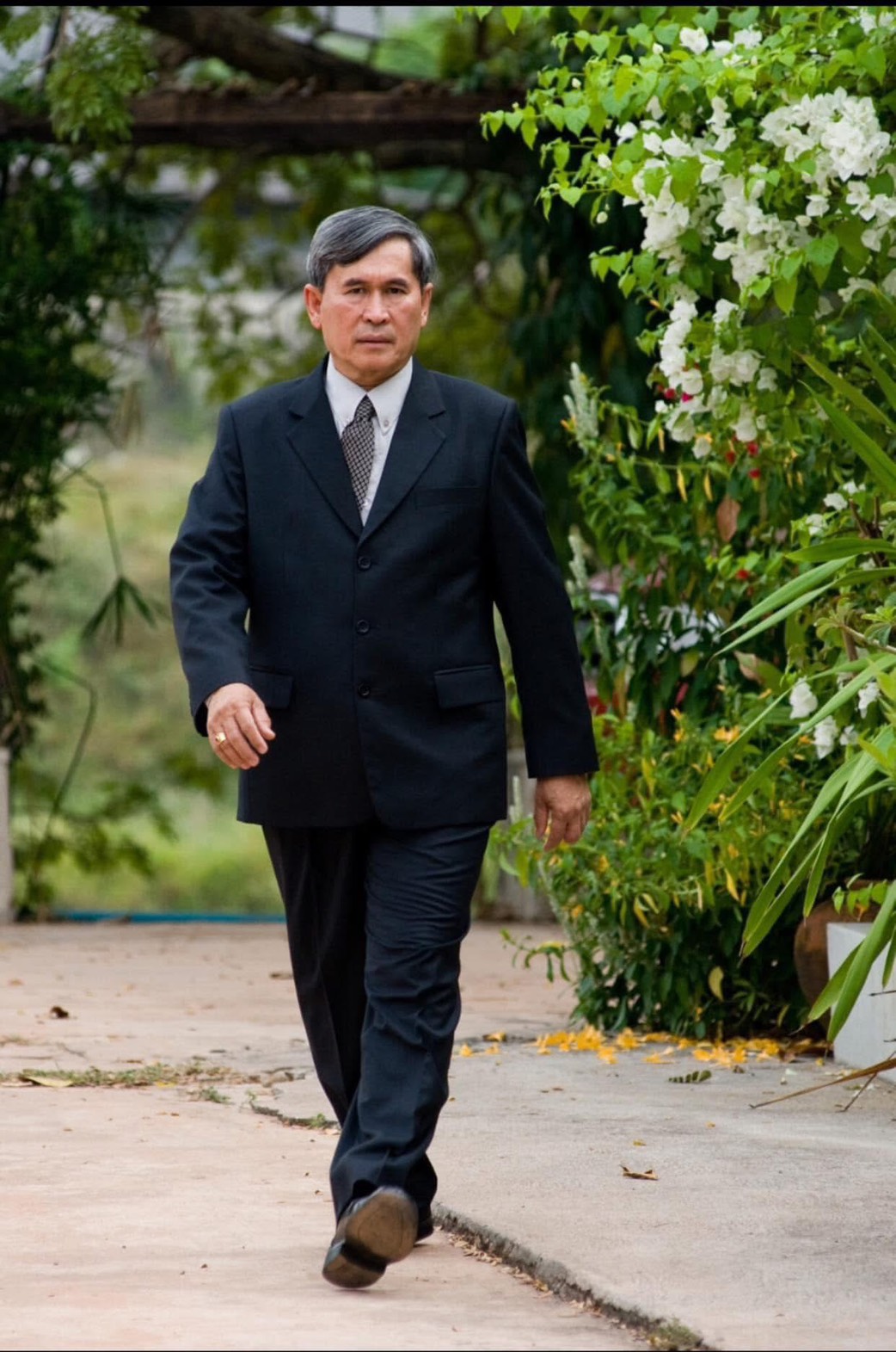 Dr Bunyaporn — Founder of Thai Wisdom Center
